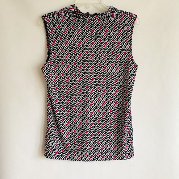 Women's Sleeveless Top - Size Medium - Picture 3 of 3